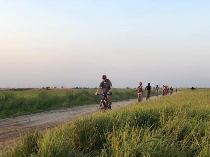 Siem Reap Half Day By Bicycle Sunset On The Bank Of Lake - Sunset Viewing and Bird Watching