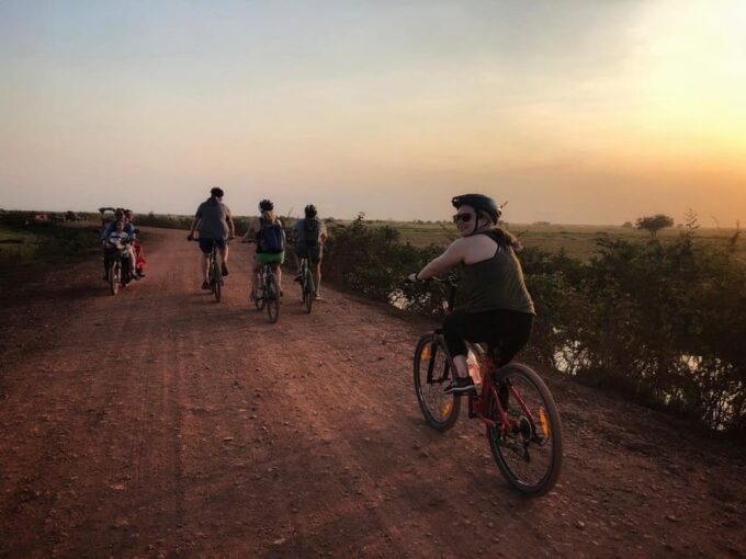 Siem Reap Half Day By Bicycle Sunset On The Bank Of Lake - Inclusions and Customer Feedback