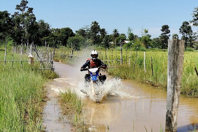 Siem Reap Half Day Dirt Bike Tour - Visiting Banteay Ampil Temple