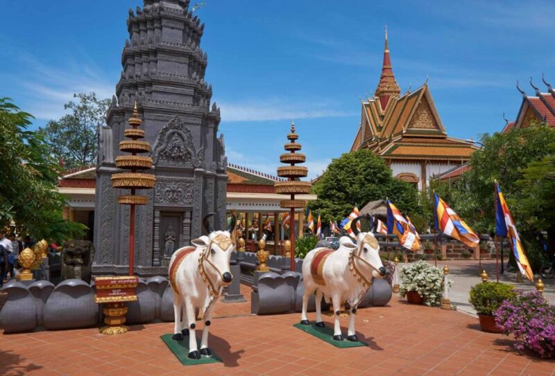 Siem Reap: Half-Day Morning City Tour by Tuk-Tuk - Itinerary Highlights