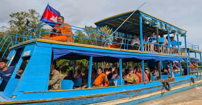 Siem Reap: Kampong Phluk Floating Village Tour With Boat - Frequently Asked Questions