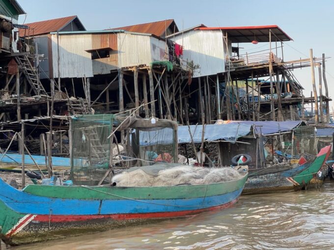 Siem Reap: Kampong Pluk Fishing Village Half Day Tour - Visiting Rolous Market