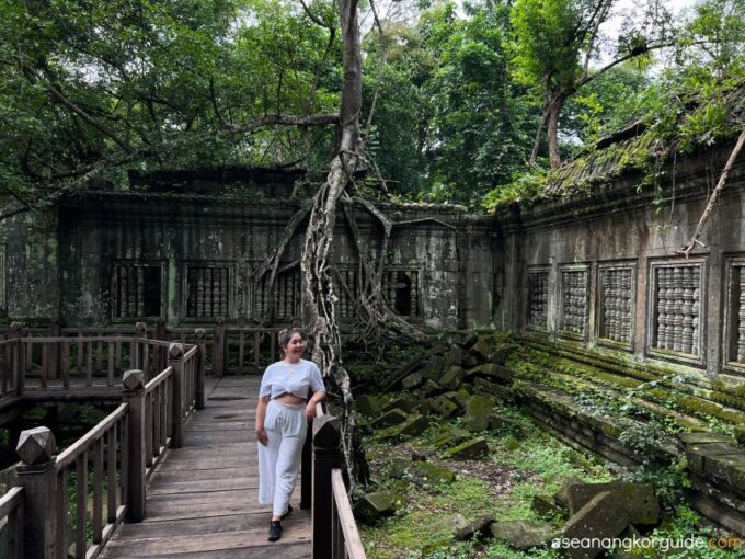 Siem Reap: Kulen Mountain, Beng Mealea, and Tonle Sap Tour - Exploring Waterfalls and Lingas