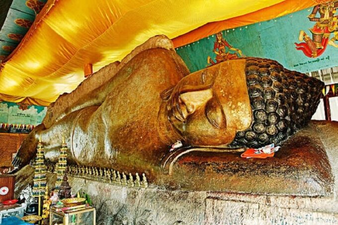 Siem Reap: Kulen Mountain, Beng Mealea, and Tonle Sap Tour - Immersive Lake Experience