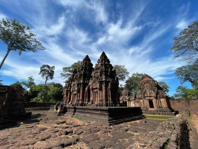 Siem Reap: Kulen Waterfall and Banteay Srei Exploration - Transportation and Amenities