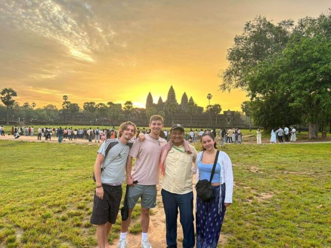 Siem Reap: One Way Transfer From Airport & Temples Tour - Frequently Asked Questions