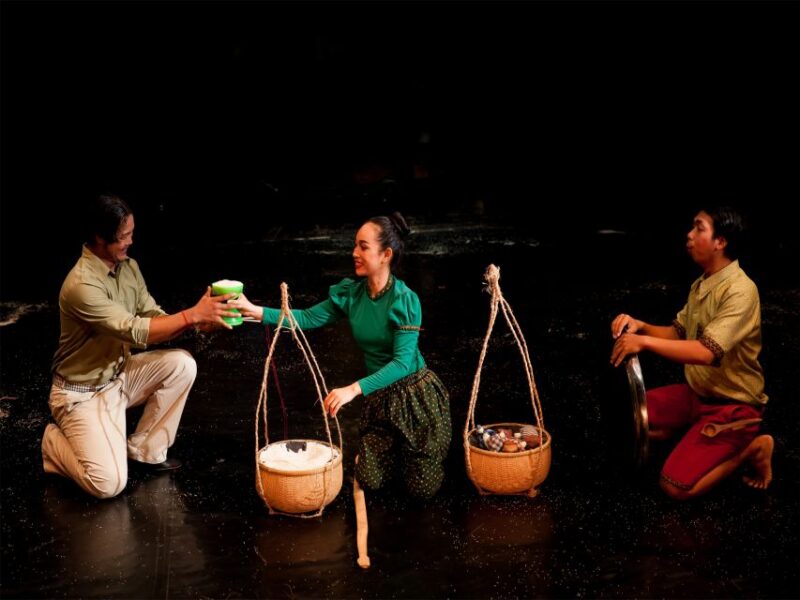 Siem Reap: Phare, Cambodian Circus With Tuk-Tuk Transfers - Unique Blending of Arts and Storytelling