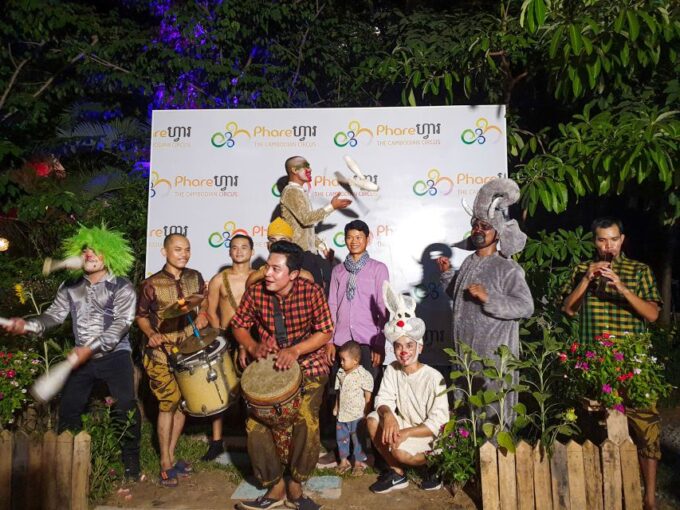 Siem Reap: Phare, the Cambodian Circus Show Tickets - Pre-Show Shopping and Dining