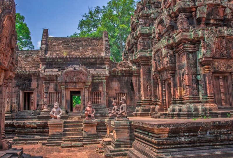 Siem Reap: Private Banteay Srei Jeep Day Trip With Lunch - Hotel Pickup and Drop-off