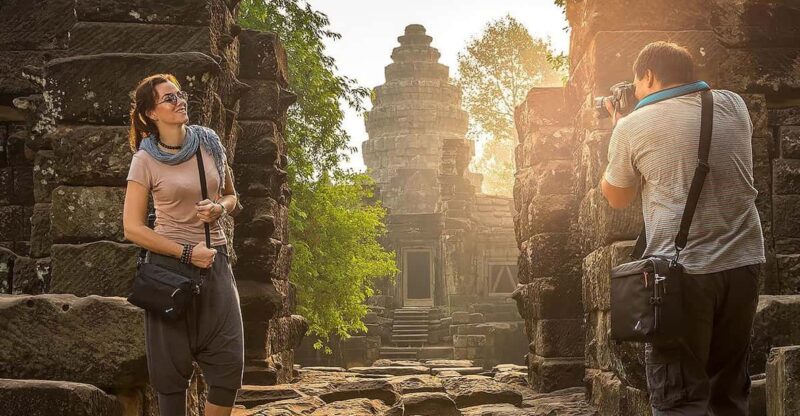 Siem Reap: Private Temple Tour Full Day by Car or Minivan - Transportation Details