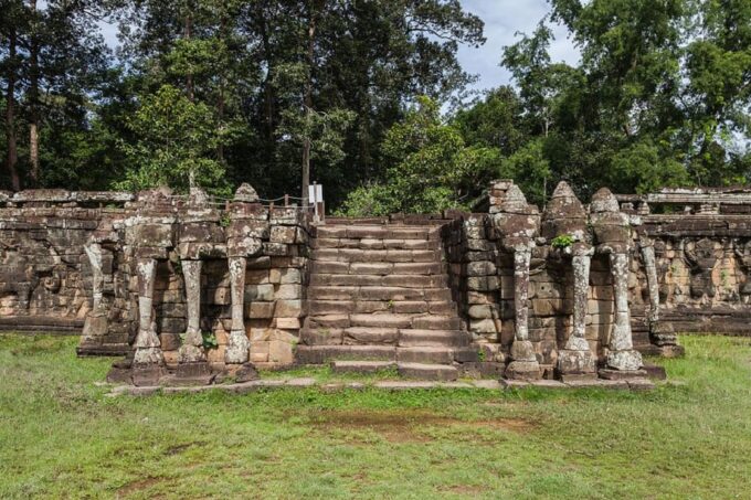 Siem Reap: Private Temple Tour Full Day by Car or Minivan - Frequently Asked Questions