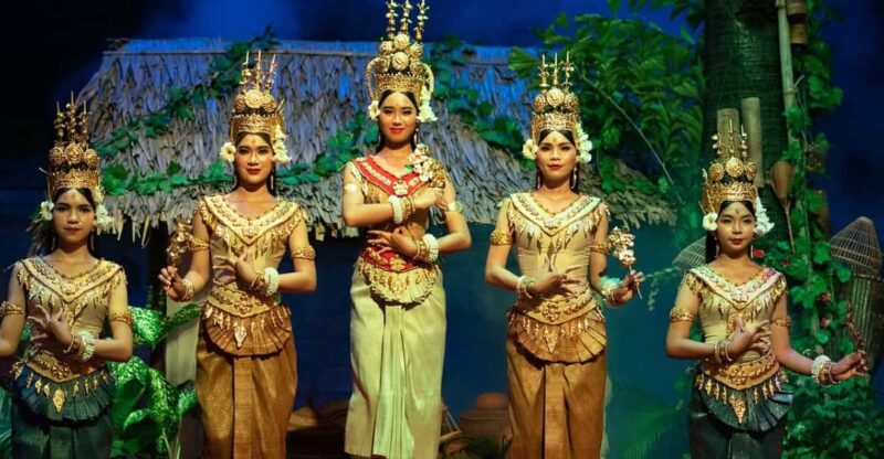 Siem Reap: Restaurant Meal With Apsara Dance Performance - Culinary Experience