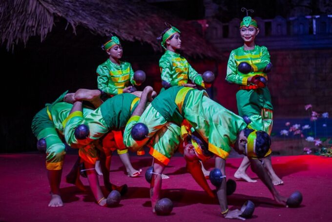 Siem Reap: Restaurant Meal With Apsara Dance Performance - Siem Reap Culinary Scene