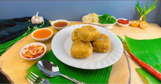 Siem Reap: Street Food Experience by Tuk-Tuk - Convenient Booking Options