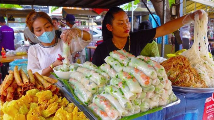 Siem Reap Street Foods Tour by Tuk Tuk With Personal Guide - Uncovering the Flavors of Siem Reap