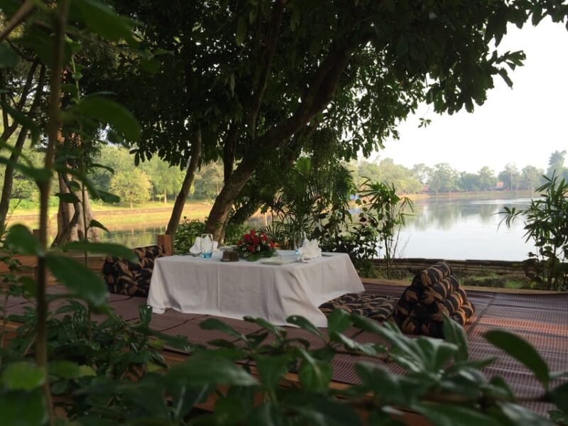 Siem Reap: Sunrise at Angkor Wat and Champagne Breakfast - What to Bring