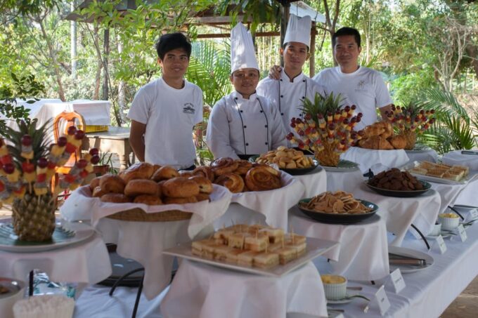 Siem Reap: Sunrise at Angkor Wat and Champagne Breakfast - Reservation Process