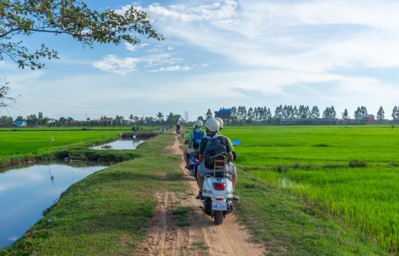 Siem Reap: Sunset Guided Vespa Tour & Local Villages - Inclusions