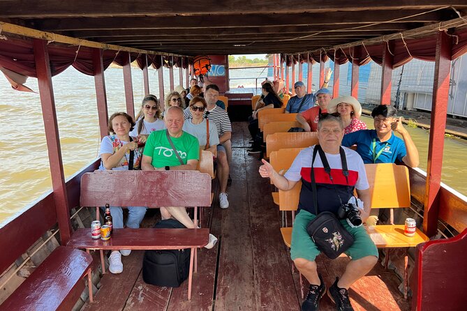Siem Reap: Tonle Sap and Kampong Phluk Tour With Street Food - Savoring Authentic Cambodian Cuisine