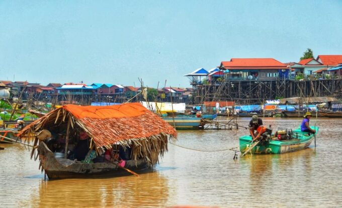 Siem Reap: Tonle Sap Floating Village & Lotus Silk Farm - Exploring the Lotus Silk Farm
