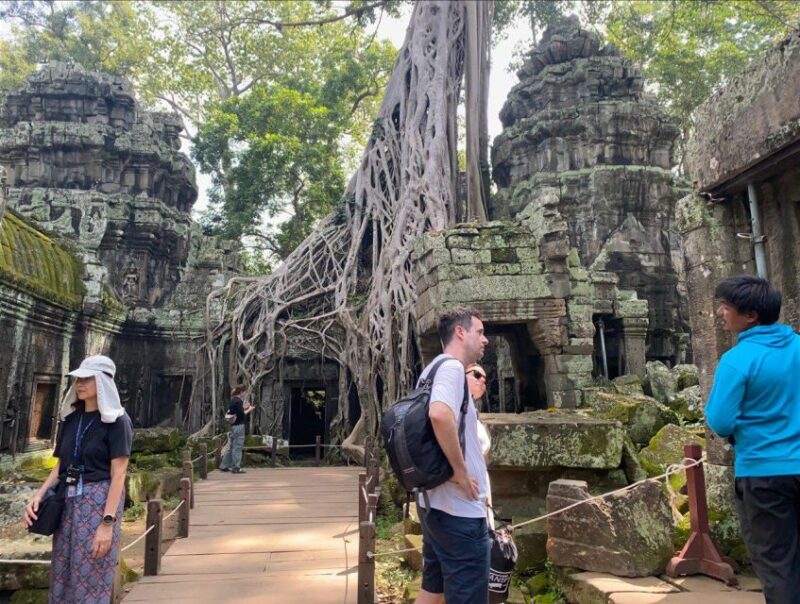Siem Reap Tuktuk Tour With Sunrise at Angkor Complex - Inclusions