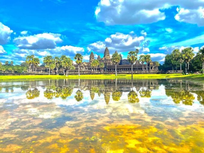 Siem Reap Tuktuk Tour With Sunrise at Angkor Complex - Jungle Temple Adventure
