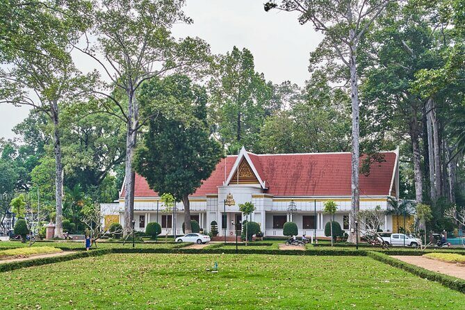 Siem Reap Walking Tour: Landmarks & Hidden Gems - FAQ