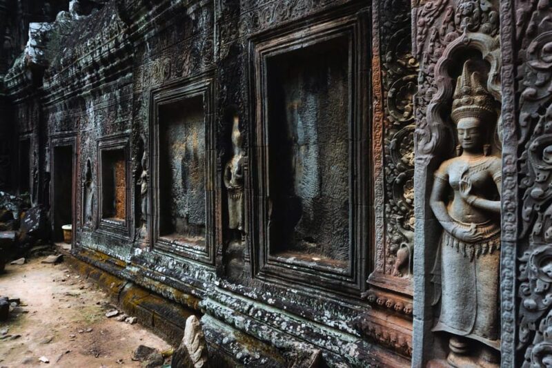 SiemReap: 2-Days Angkor Wat Sunrise & Monk Blessing Ceremony - Sunrise at Angkor Wat