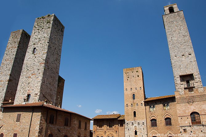 Siena and San Gimignano: Small-Group Tour With Lunch From Florence - San Gimignano Exploration