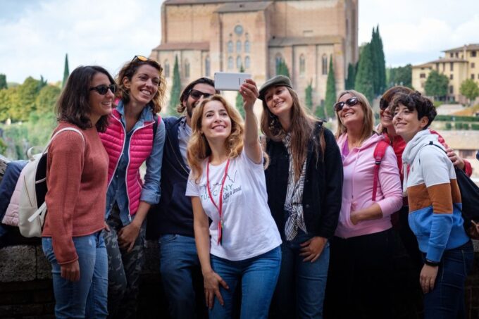 Siena: Food and Culture Guided Walking Tour - Guided Walk Through Historic Center