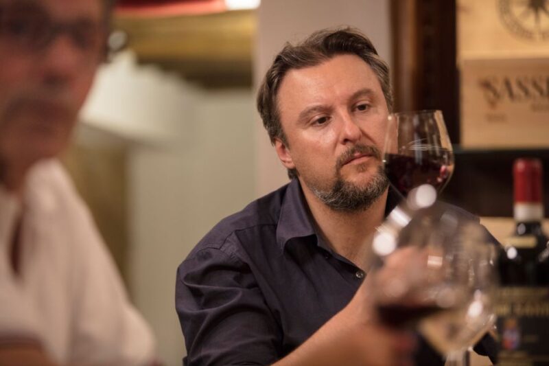 Siena: Great Wine Tasting in Etruscan Crypt - Exploring the Etruscan Crypt