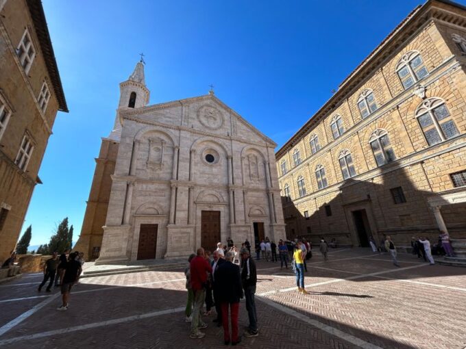 Siena: Guided Bike Tour of Val D'Orcia - Experiencing Local Culture