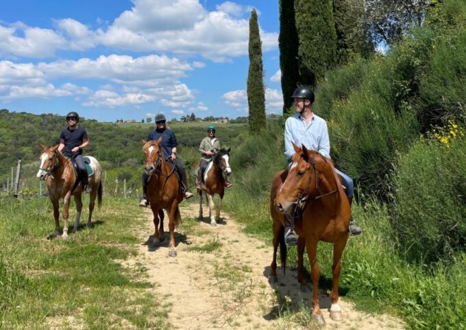 Siena: Horseback Adventure in the Tuscan Countryside - Customer Feedback and Ratings