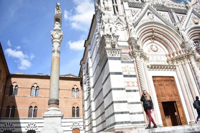 Siena: Instant Photography City Tour - Frequently Asked Questions