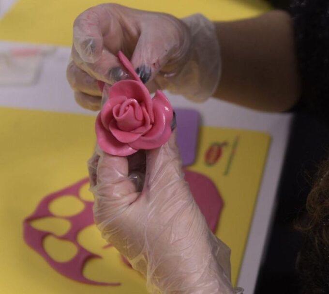 Siena: Make Fun Decorations With Cake Design - Group Size and Duration