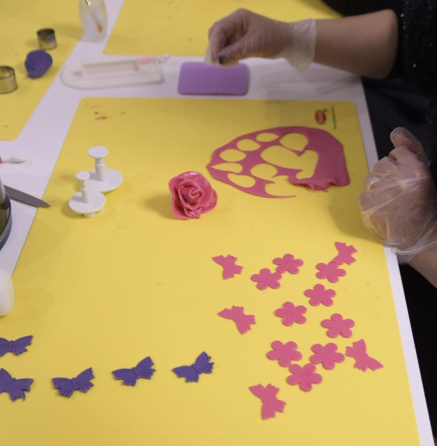 Siena: Make Fun Decorations With Cake Design - Frequently Asked Questions