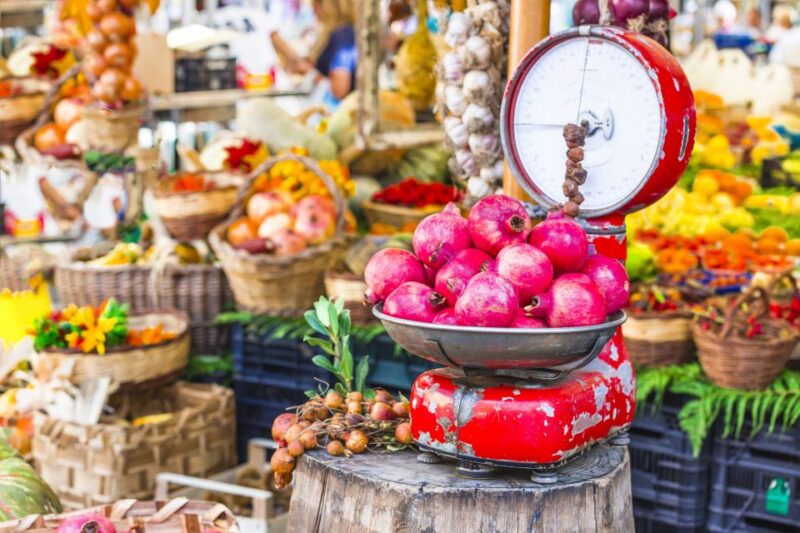 Siena: Market Tour and Lunch/Dinner at a Cesarinas Home - Inclusions and Cancellation