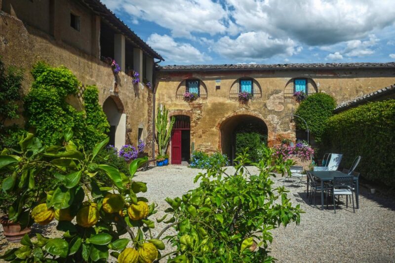 Siena: Organic Winery Tour and Wine Tasting - Taste Seasonal Tuscan Pairings