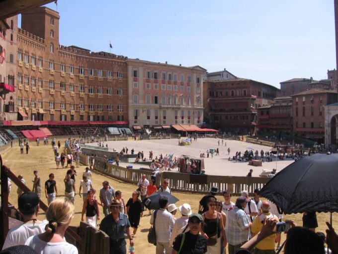 Siena: Palio Walking Tour - Starting Location
