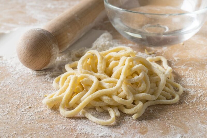 Siena: Pasta and Tiramisu Class at a Locals Home - Key Points