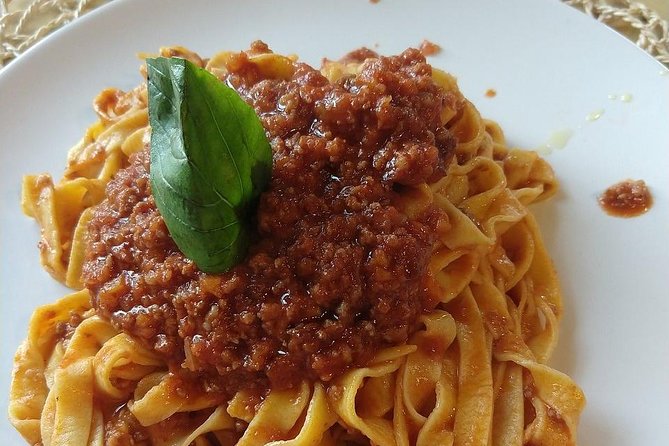 Siena: Small Group Cooking Class in Chianti Farmhouse - Inclusions