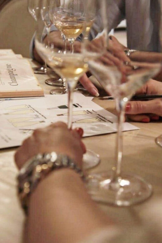 Siena: Wine Tasting Experience With Italian Sparkling Wines - Understanding Production Methods