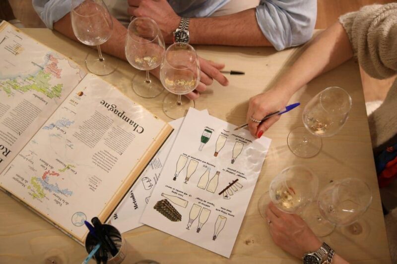 Siena: Wine Tasting Experience With Tuscan Sparkling Wines - Experience Overview