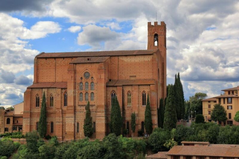 Siena'S Romantic Tales: Love Stories at Piazza Del Campo - Flexible Scheduling