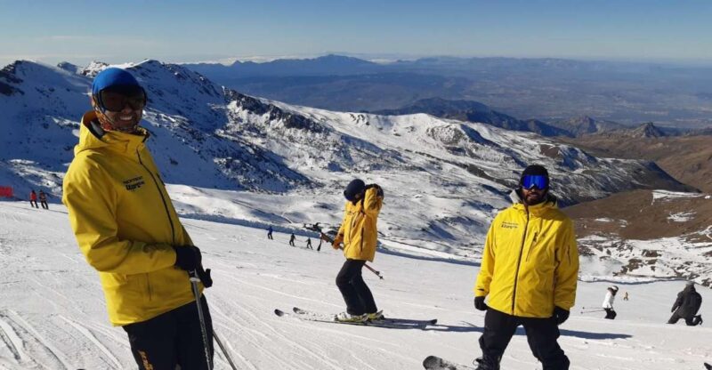 Sierra Nevada: Ski or Snowboard Equipment Rental - Equipment and Inclusions