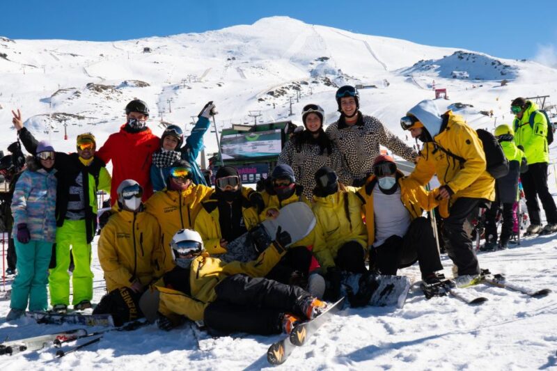 Sierra Nevada: Ski or Snowboard Equipment Rental - Meeting Point and Requirements