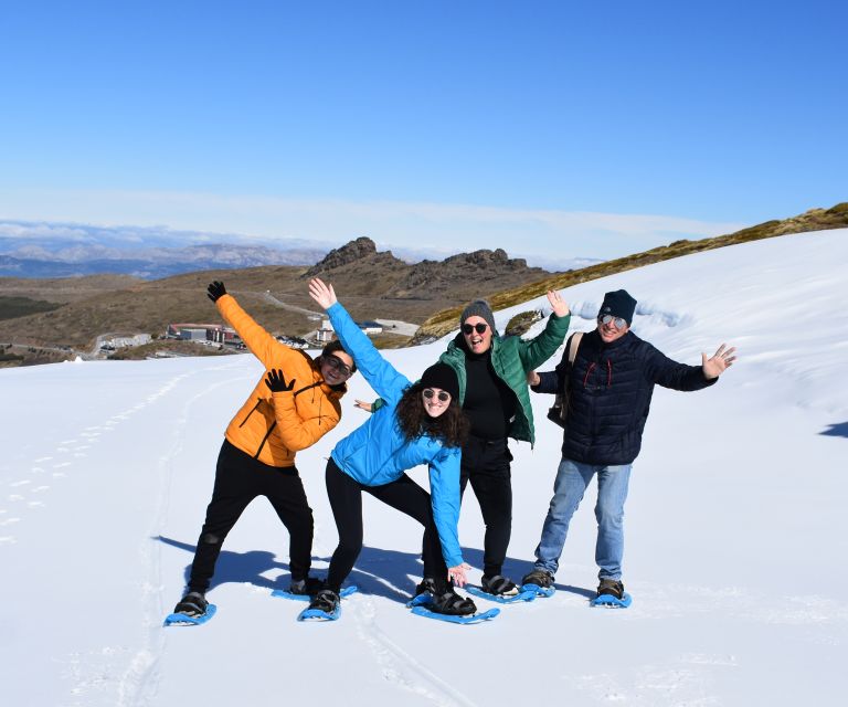 Sierra Nevada: Snowshoe Hiking Tour - Group Size and Languages