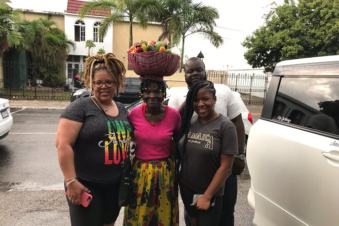 Sightseeing and Shopping Tour in Montego Bay - Traveler Experience