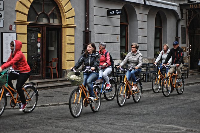 Sightseeing Bike Tour of Krakow - Authentic Polish Lunch Highlight