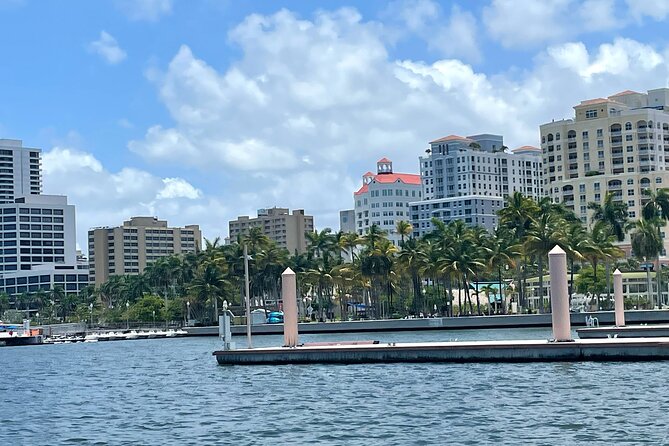 Sightseeing Cruise/Narrated Tour - Private 4 Hour - Enjoying the Cruise
